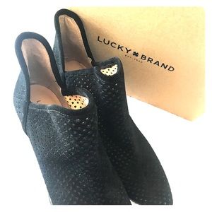 Lucky Brand Black Ankle Suede Booties